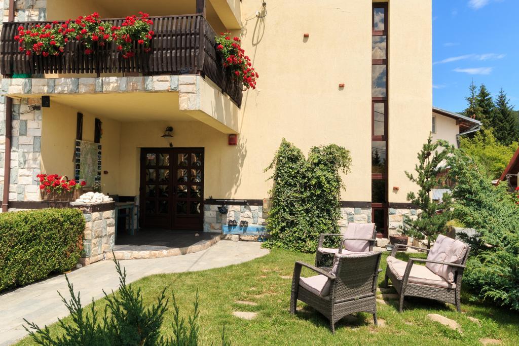 The Ghetto Ξενοδοχείο Buşteni Εξωτερικό φωτογραφία